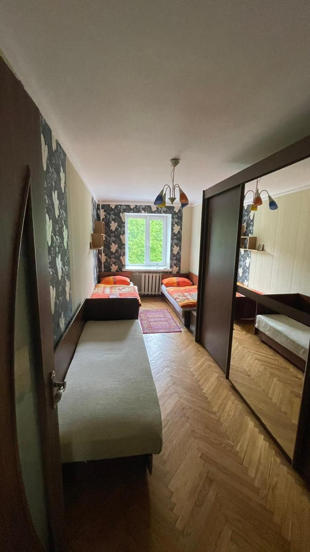 3- Х Комнатная Квартира В Центре Rivne Extérieur photo